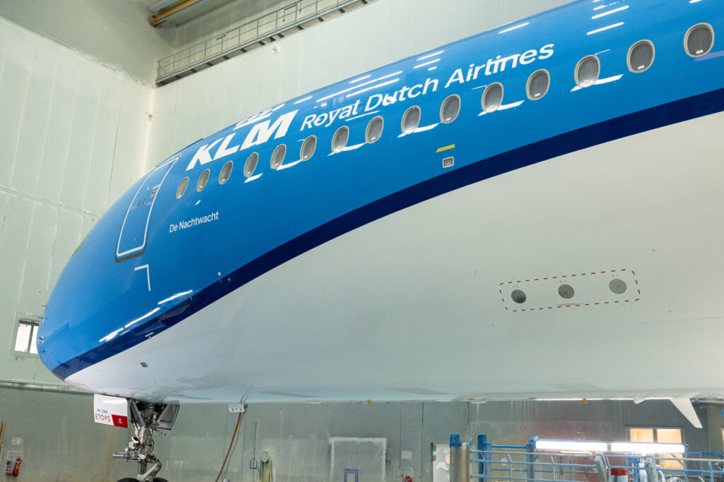 KLM Airbus A350 "de Nachtwacht"